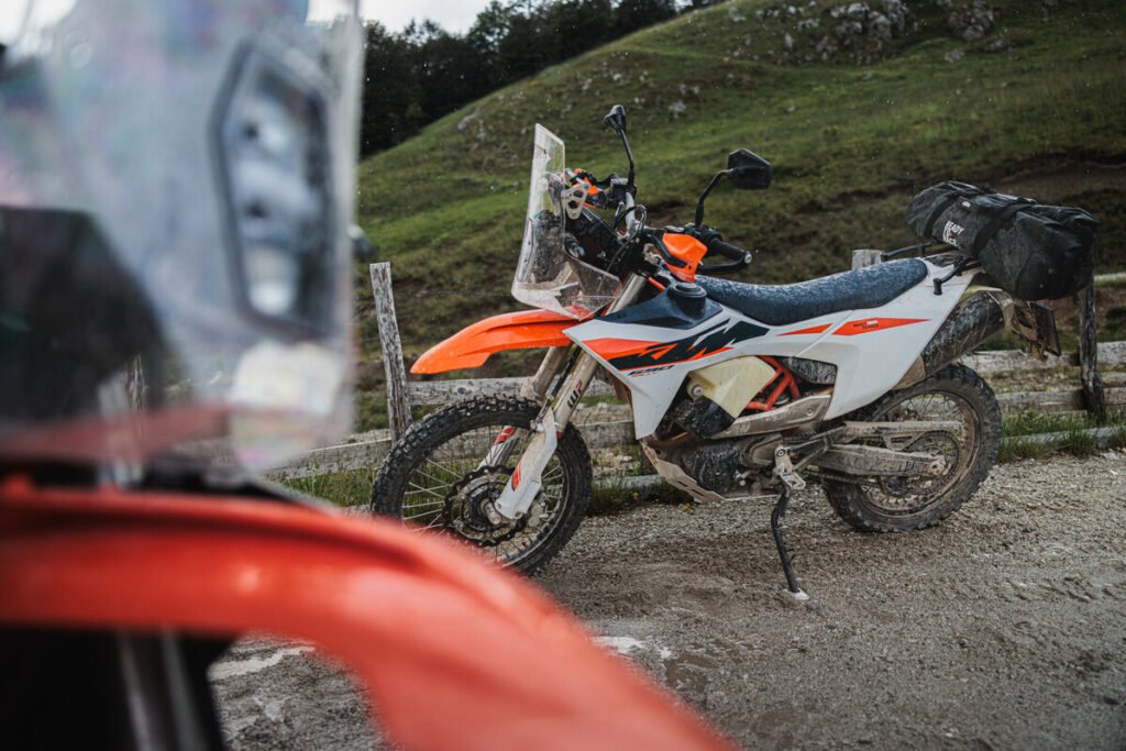 2027 KTM 690 Rally riding off road