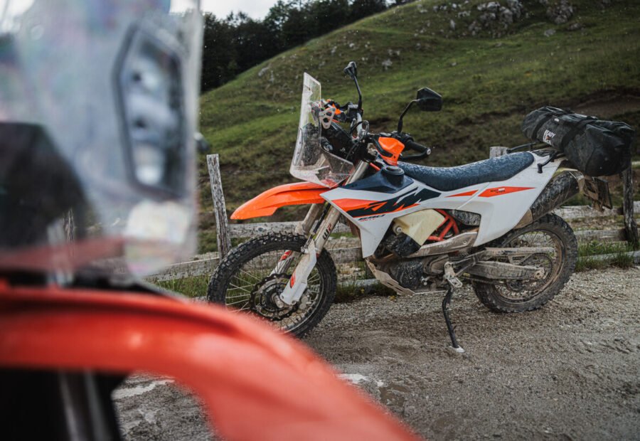 2027 KTM 690 Rally riding off road